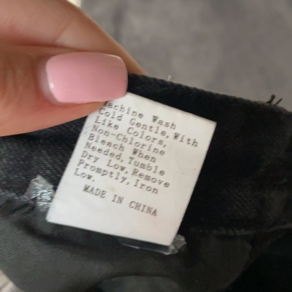 Ripped black jeans - Picture 6 of 6